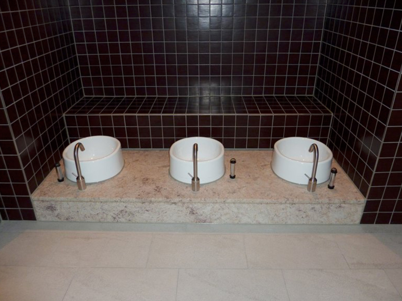 Dreizler-Projekte-Wellness-im-Hotel-1