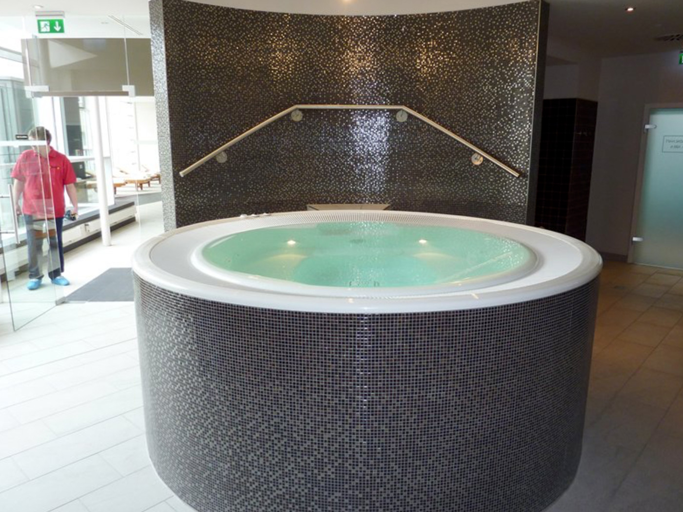 Dreizler-Projekte-Wellness-im-Hotel-2